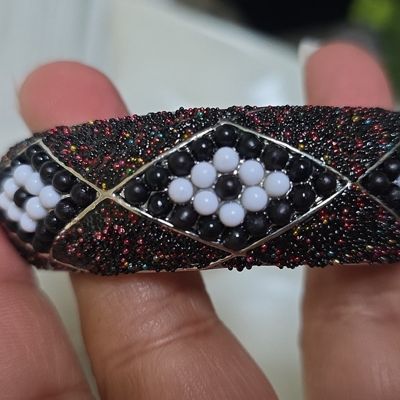 Vintage Clamper Hinge Bangle Bracelet Silver with Bead Design - Picture 8 of 13